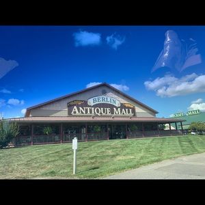 Antiques Collectibles Vintage and Jewelry